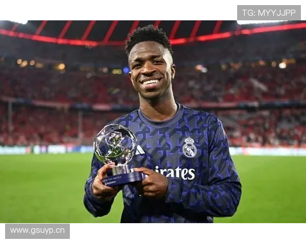 金玟哉欧洲杯精彩进球集锦引发热潮，表现稳健备受关注