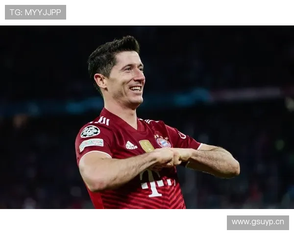 莱万多夫斯基早期生涯解析:低起点前锋如何完成顶级进化 莱万多夫斯基早期生涯解析:低起点前锋如何完成顶级进化