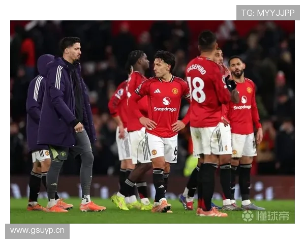 曼联复兴进程仍未完成:具体影响因素与长期挑战解析 曼联复兴进程仍未完成:具体影响因素与长期挑战解析